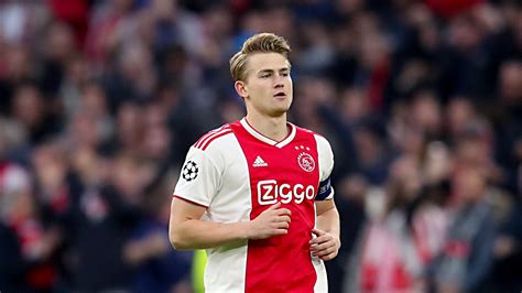 mateus de ligt|Bayern Munich sign Netherlands star Matthijs de Ligt .